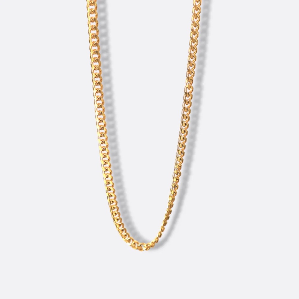 NWT Waterproof 18k gold plated curb chain